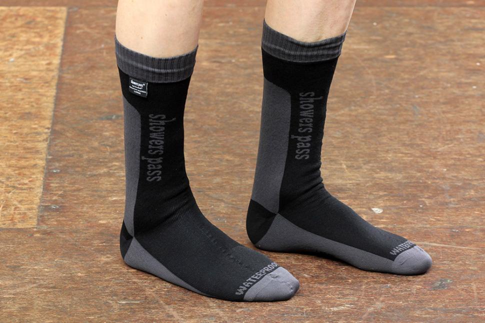 Review: Showers Pass Crosspoint Waterproof Socks | road.cc